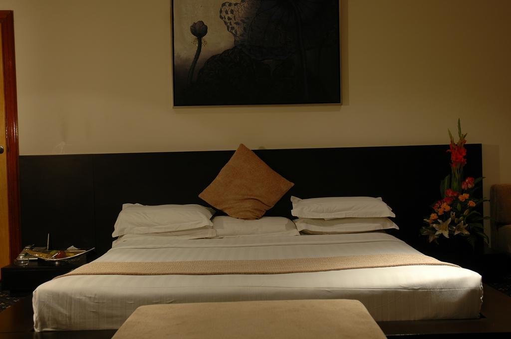 Phoenicia Tower Hotel And Spa Manama Chambre photo